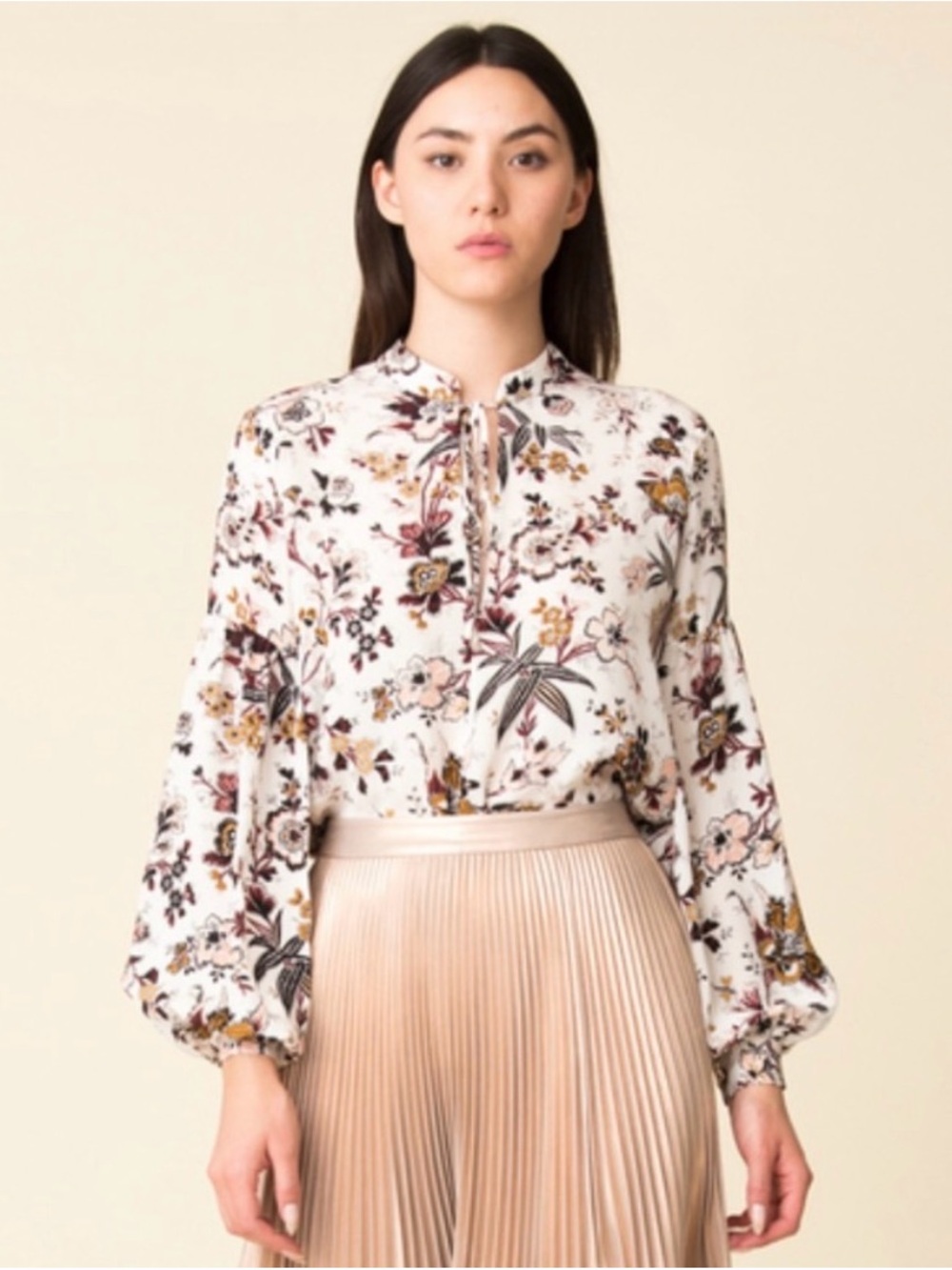 A.L.C. 100% Silk Floral Print Long Sleeve Tie V-Neck Blouse Cream Multi Size 10